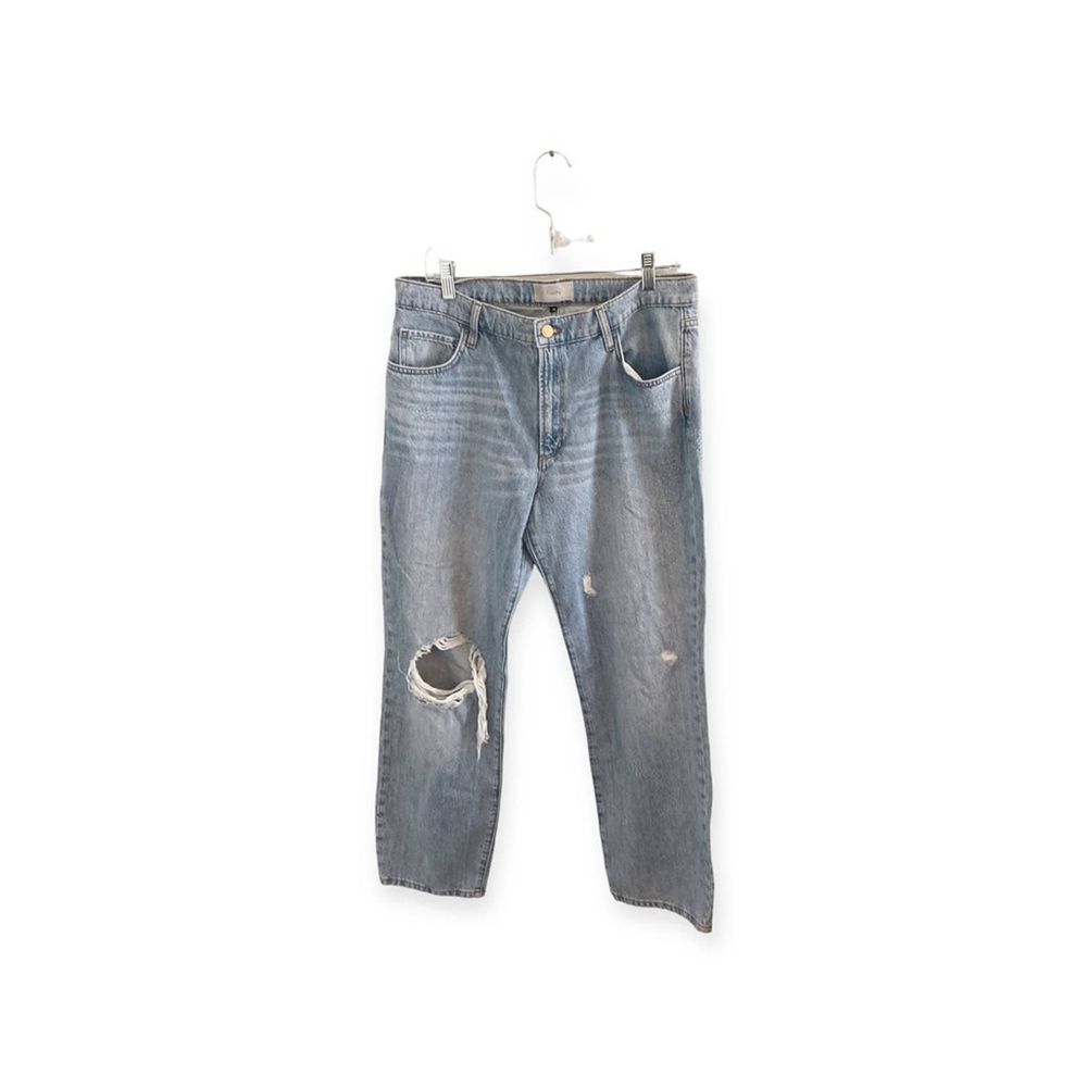 Women's NWT‎ distressed Triarchy jeans, size 31